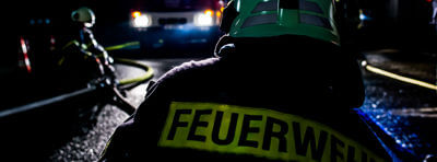Die Verfügbarkeitsanzeige unterstützt die Freiwillige Feuerwehr bei Alarmierung zu Bränden und Hilfeleistungen. Das Verfügbarkeitssystem stellt die Tagesverfügbarkeit fest, so dass bei Personalmangel frühzeitig nachalarmiert werden kann.